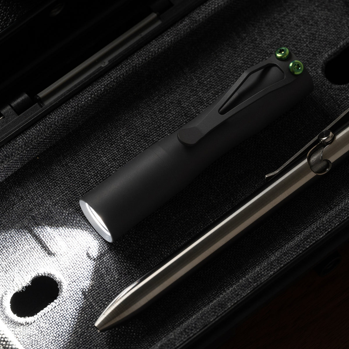 Apollo Flashlight